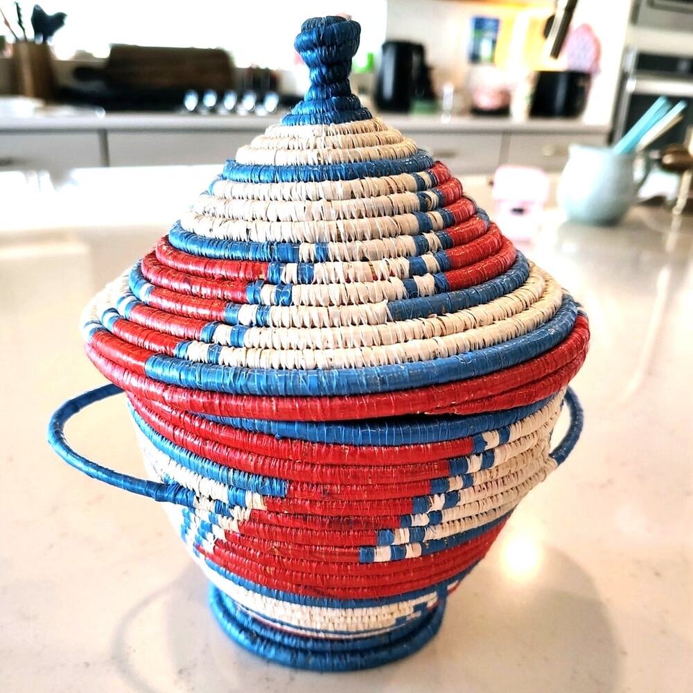 Decorative Handwoven Basket with lid / African weaved? / red, white n blue